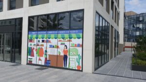 COVERING VITRINE PARIS 3