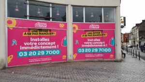 COVERING VITRINE STOREE RETAIL 2