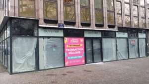 COVERING VITRINE STOREE RETAIL 3