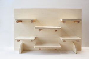 PRESENTOIR PAS PETITS 1