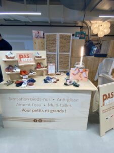 STAND COMPLET-1
